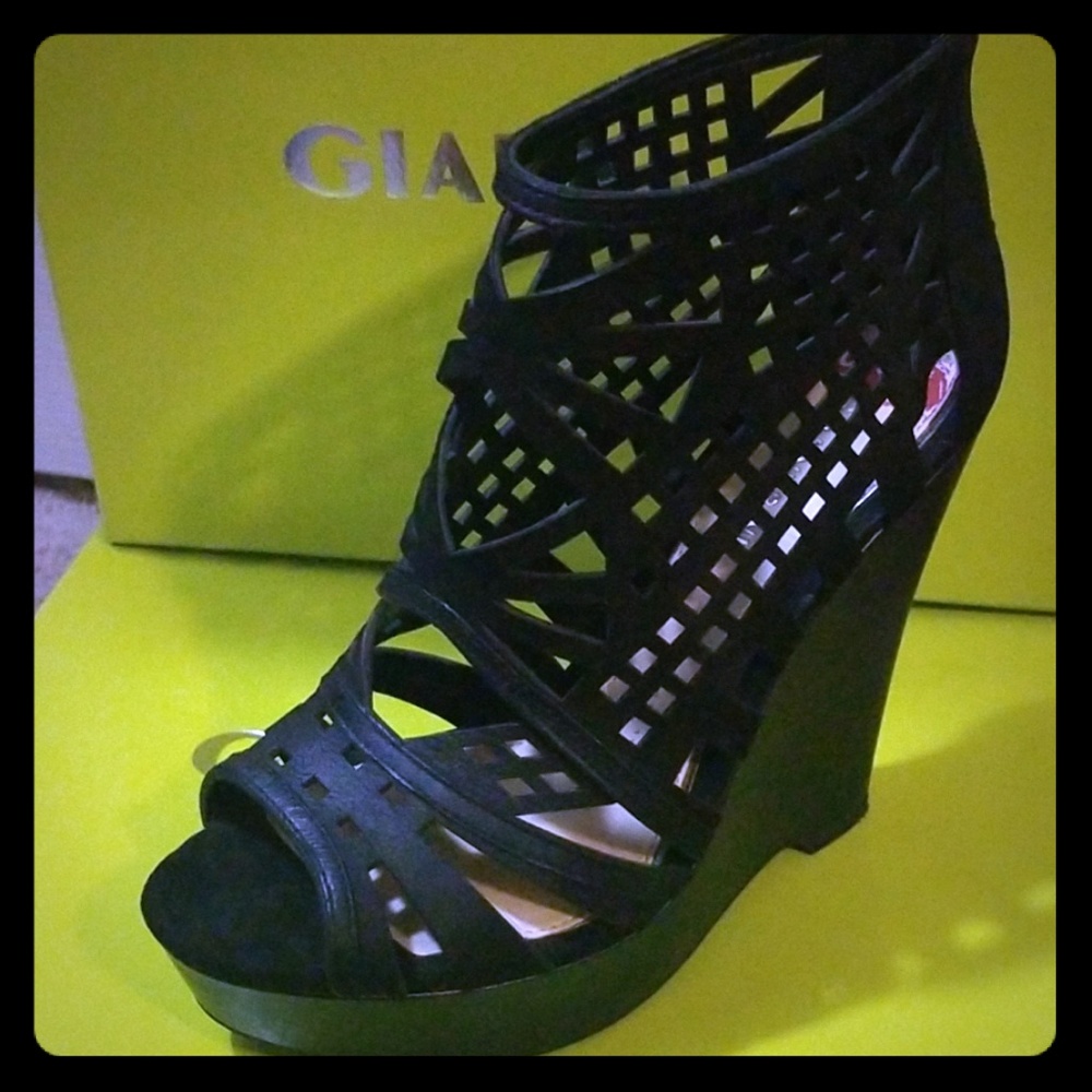 Gianni Bini Shoes Size 7